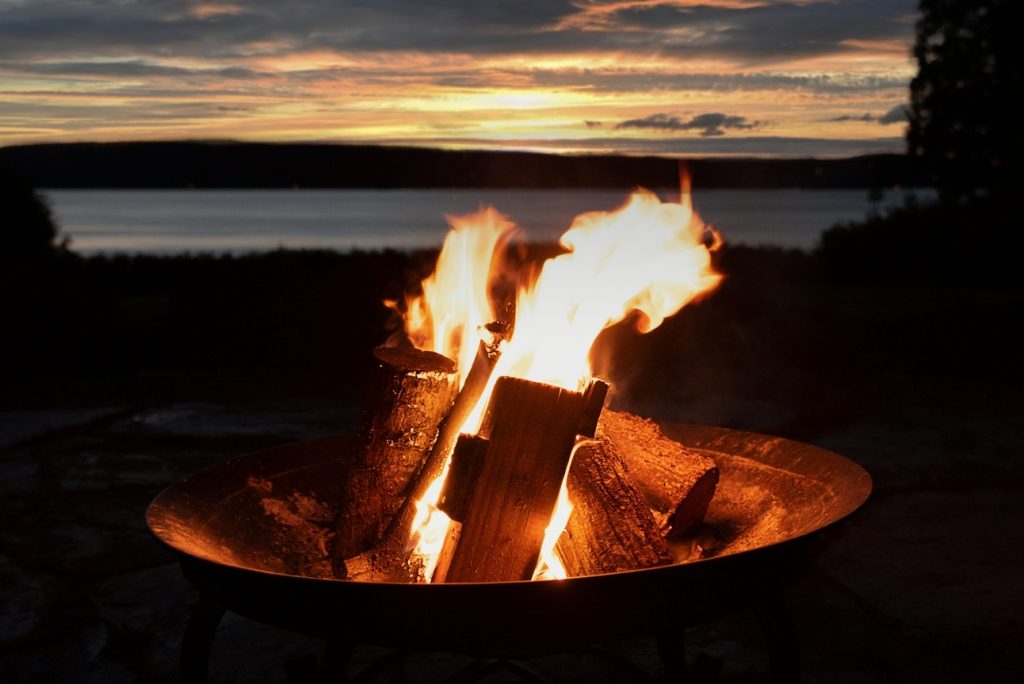 wood burning fire pit